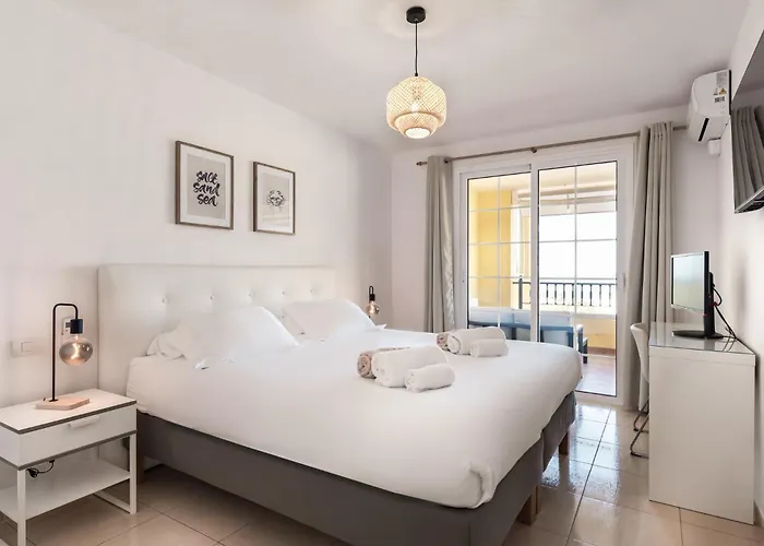 Laderas - Vista Mar Frontal Nyaraló